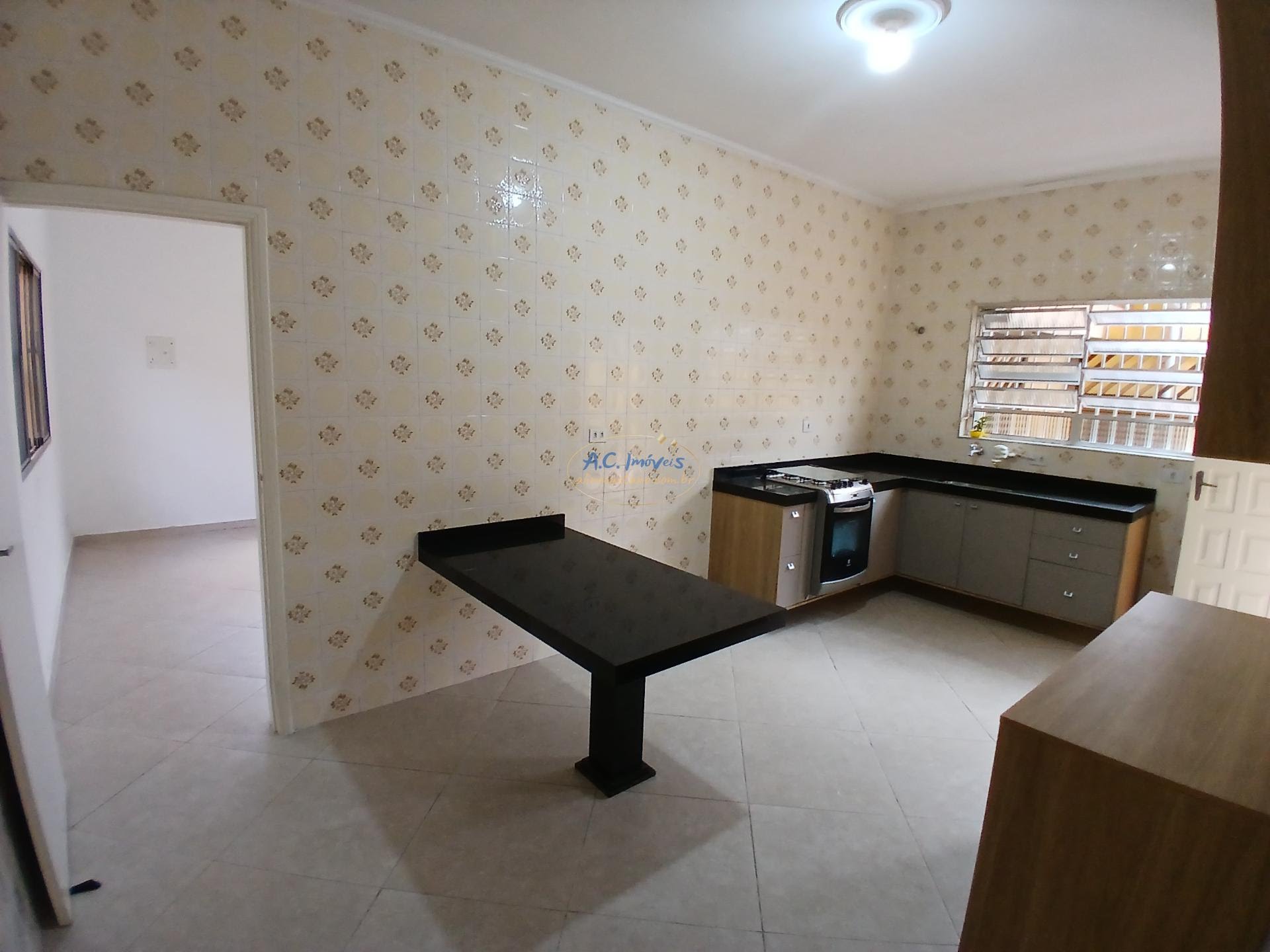 Casa à venda com 3 quartos, 1 suíte, 4 vagas e 130m² no Caiçara, Praia Grande (SP) — foto 12 de 30