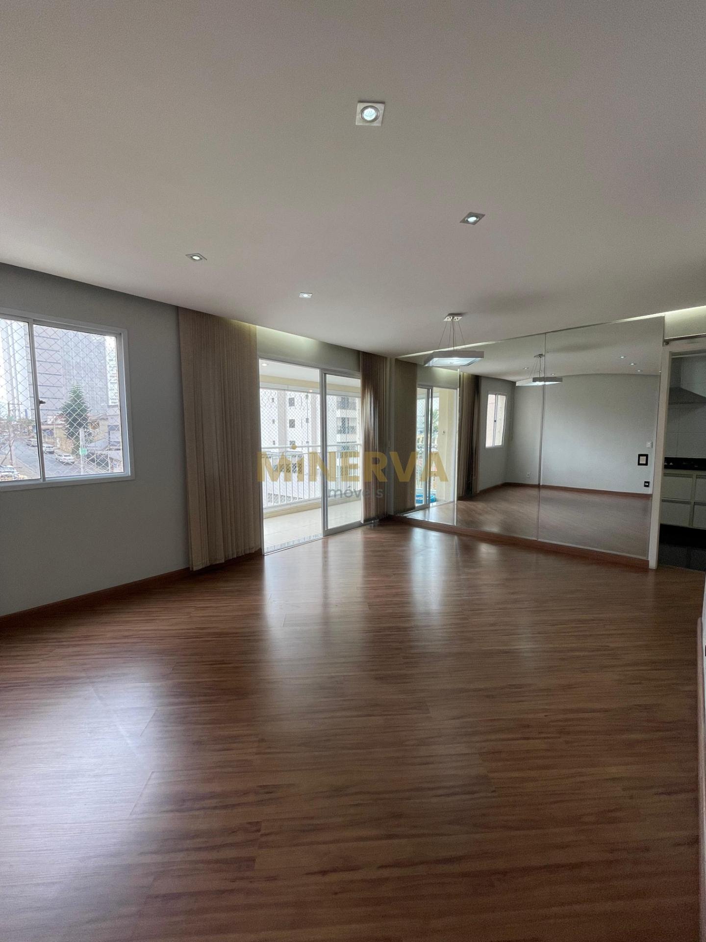 Apartamento à venda com 3 quartos, 3 banheiros, 2 vagas e 115m² no Vila Santo Antonio, Guarulhos — foto principal