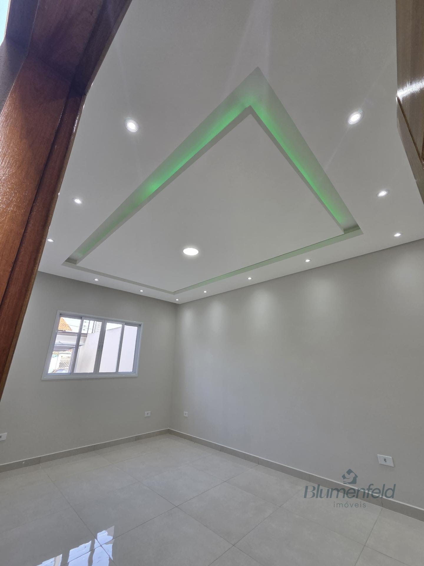 Casa à venda com 3 quartos, 3 suítes, 2 vagas e 114m² no Center Ville, Arujá (SP) — foto 12 de 27