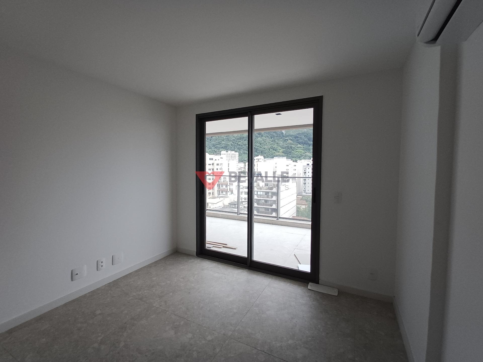 Apartamento à venda com 3 quartos, 1 suíte, 1 vaga e 150m² no Botafogo, Rio de Janeiro (RJ) — foto 17 de 30