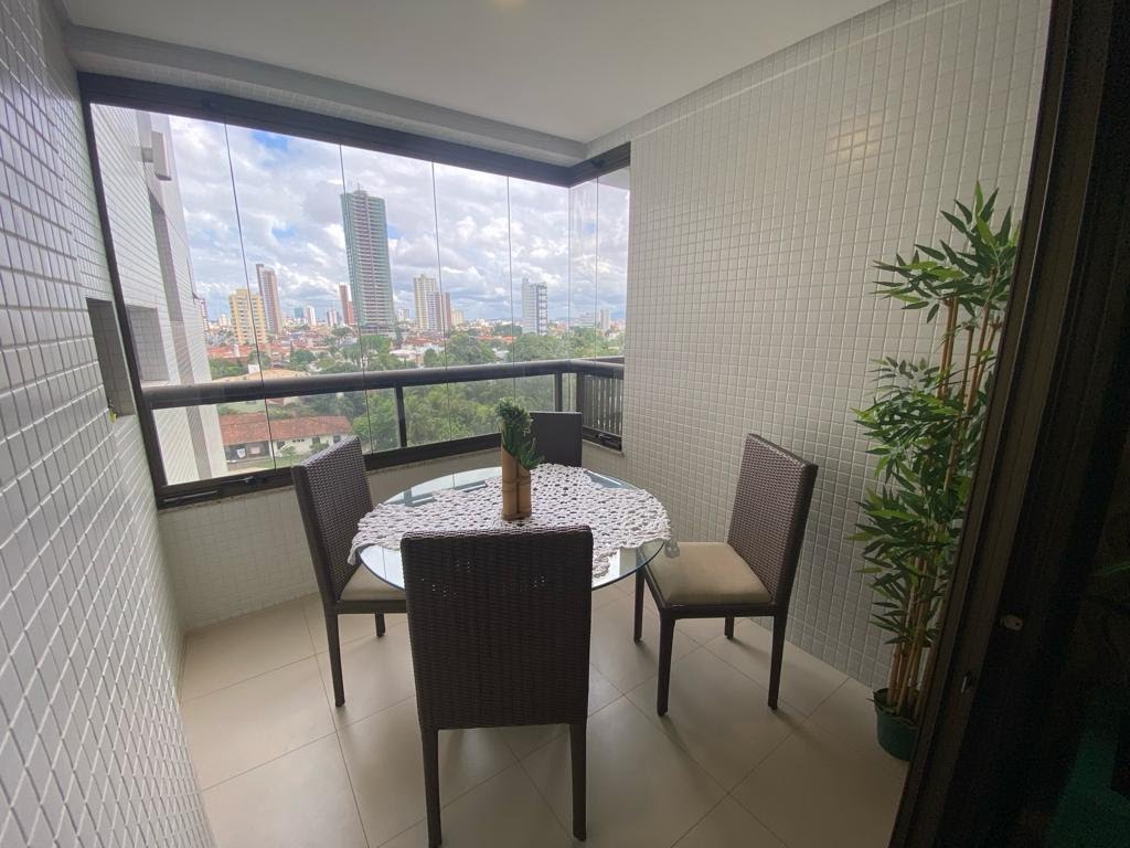 Apartamento à venda com 4 quartos, 4 suítes, 4 vagas e 210m² no Santa Mônica, Feira de Santana (BA) — foto 15 de 19