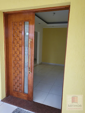 Casa à Venda no Morumbi: 3 Dorms, 200m² por R$800k