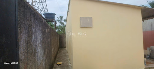 Casa à Venda em Coroa Grande, Itaguaí: 1 Quarto por R$100 Mil