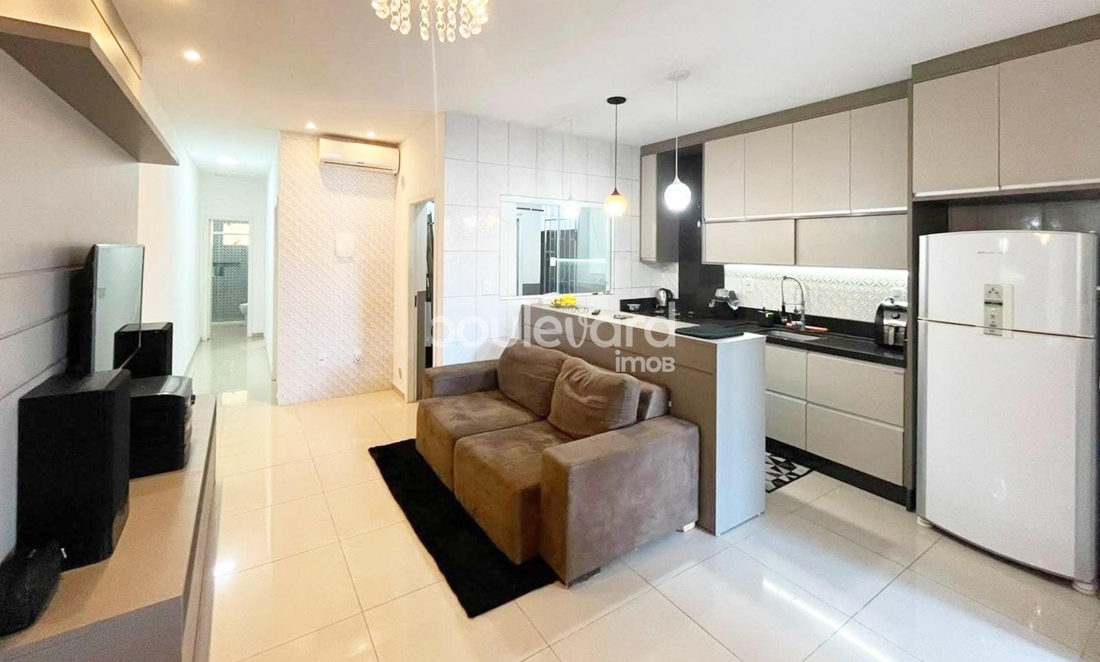Casa à venda com 2 quartos, 1 banheiro, 2 vagas e 61m² no Ceniro Martins, São José (SC) — foto 3 de 22