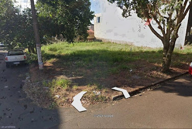 "OPORTUNIDADE"- Terreno Comercial - Saída para Xambrê-Umuarama