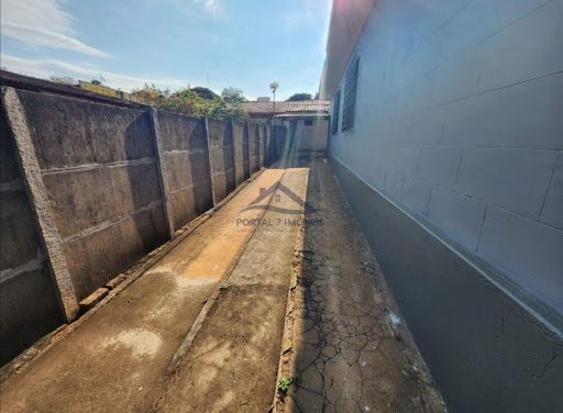 Alugo Casa no Bairro Boa Vista  -  Sete Lagoas