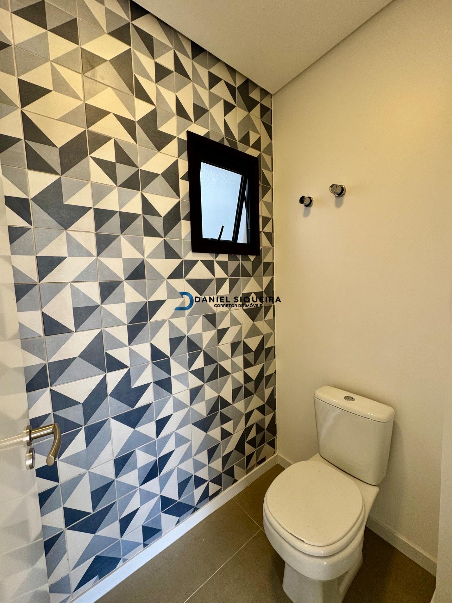 Casa à venda com 3 quartos, 1 suíte, 4 vagas e 216m² no Bairro Deltaville, Biguaçu (SC) — foto 25 de 29