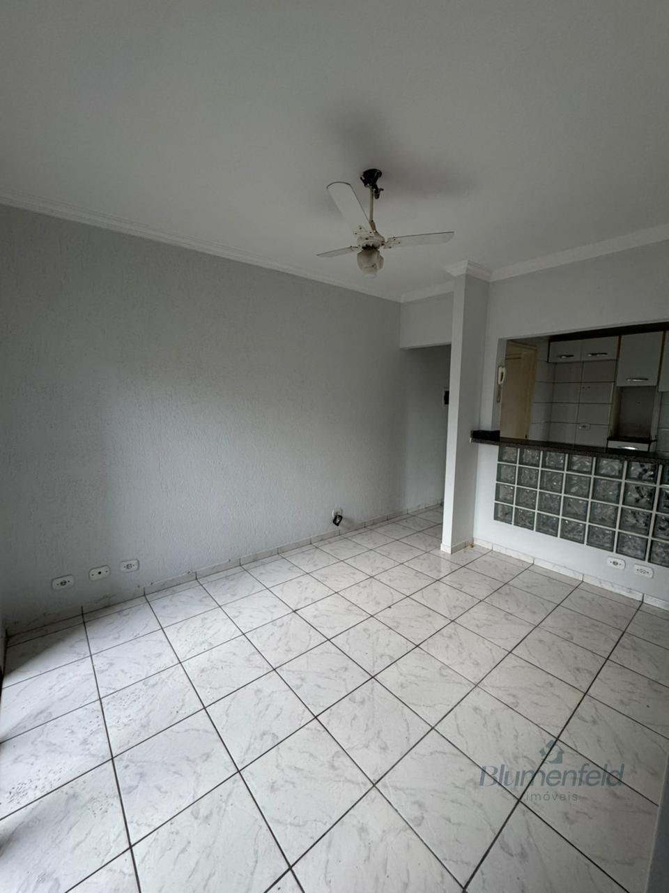 Apartamento para alugar com 2 quartos, 1 banheiro, 1 vaga e 45m² no Nova Arujá, Arujá (SP) — foto 3 de 14