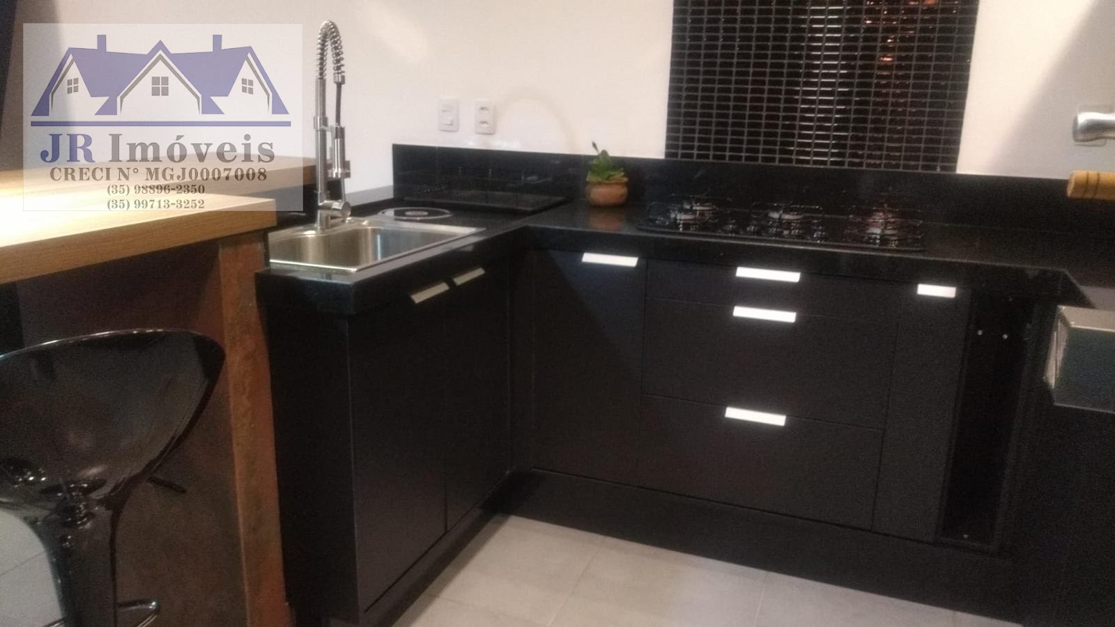 Casa à venda com 3 suítes, 3 vagas e 220m² no Santa Terezinha, Itajubá (MG) — foto 29 de 29