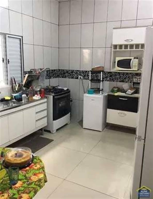 Casa à venda com 3 quartos, 2 suítes, 4 vagas e 91m² no Solemar, Praia Grande (SP) — foto 12 de 20