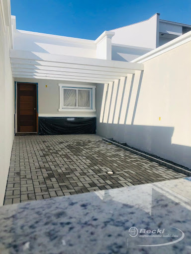 Casa à venda no João Costa, Joinville | 2 dorms e suíte