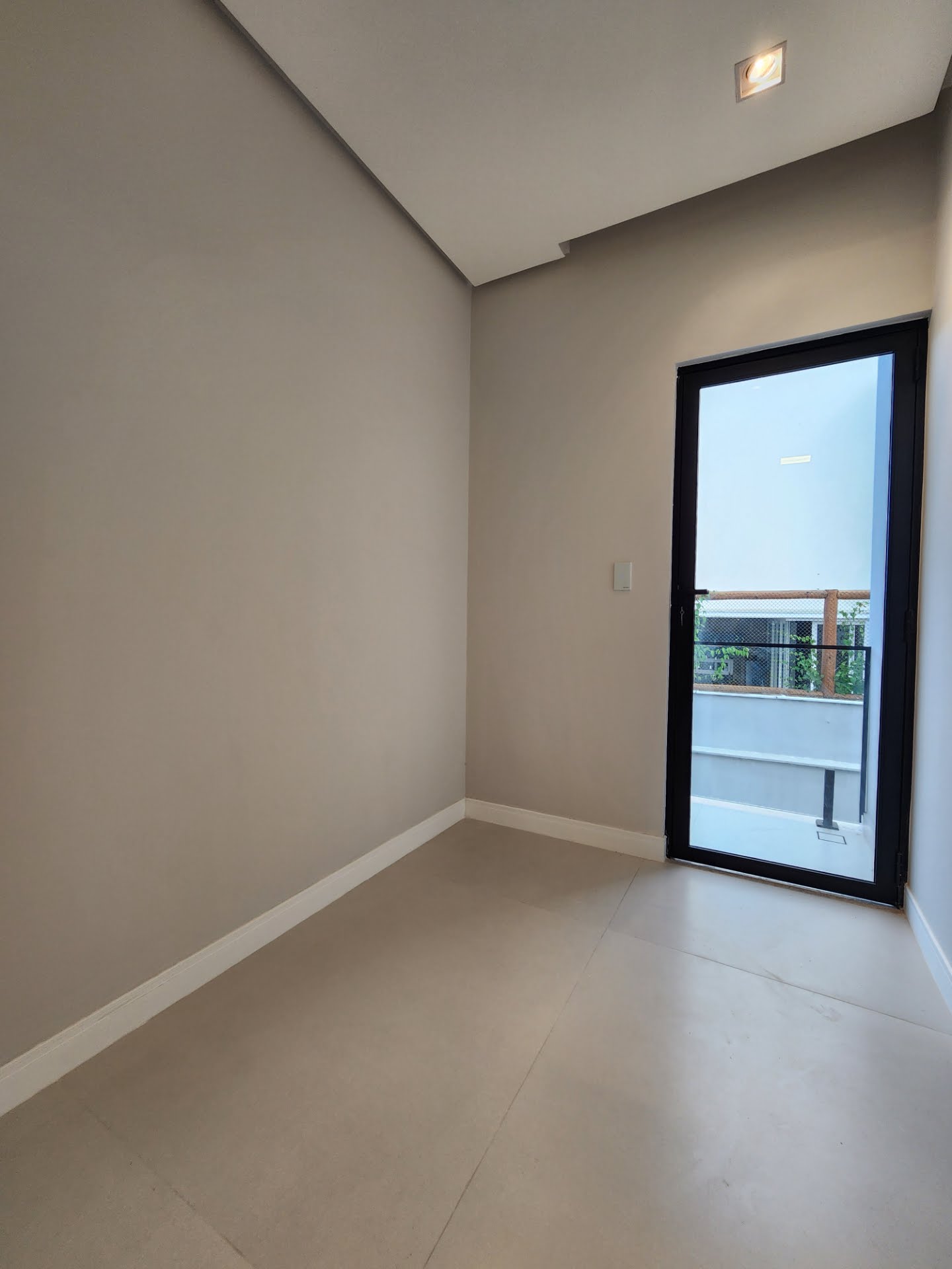 Casa à venda com 4 quartos, 4 suítes e 2 vagas no Papagaio, Feira de Santana (BA) — foto 21 de 27