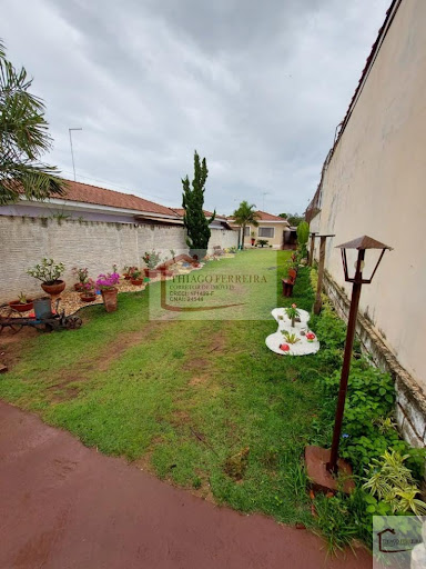 Casa em Jardim Lagoinha  -  Santa Rita do Passa Quatro