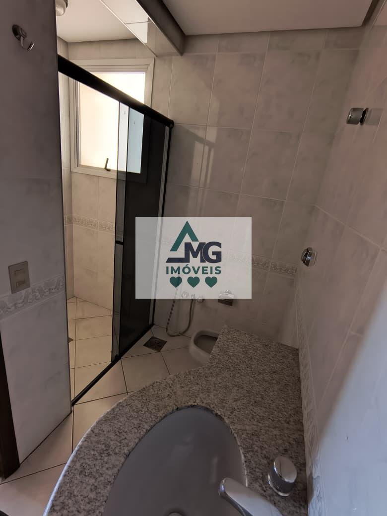Apartamento à venda com 4 quartos, 1 suíte, 2 vagas e 196m² no Centro, Três Corações (MG) — foto 15 de 23