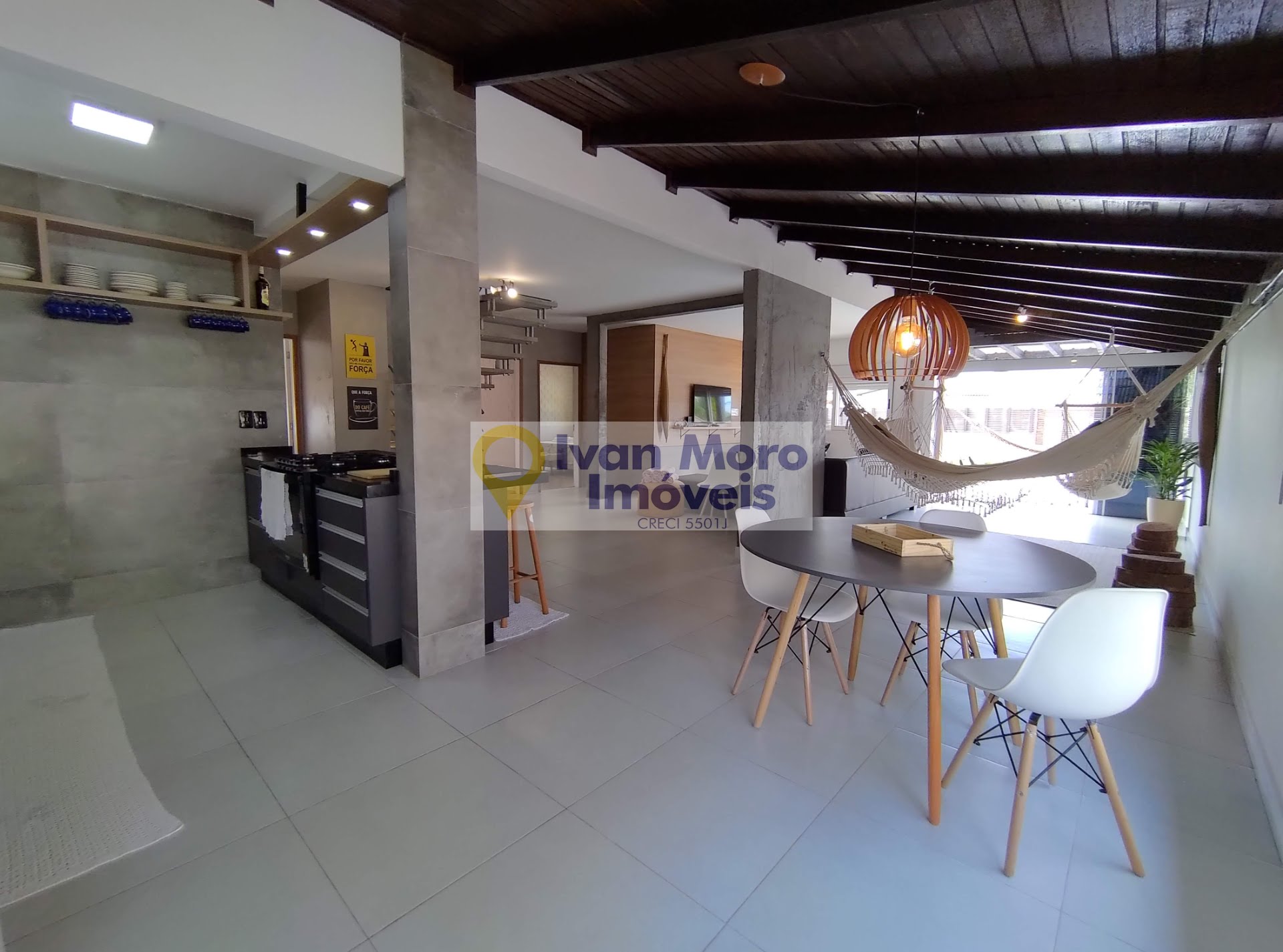 Casa para alugar com 4 quartos, 1 suíte, 4 vagas e 250m² no Daniela, Florianópolis (SC) — foto 18 de 30
