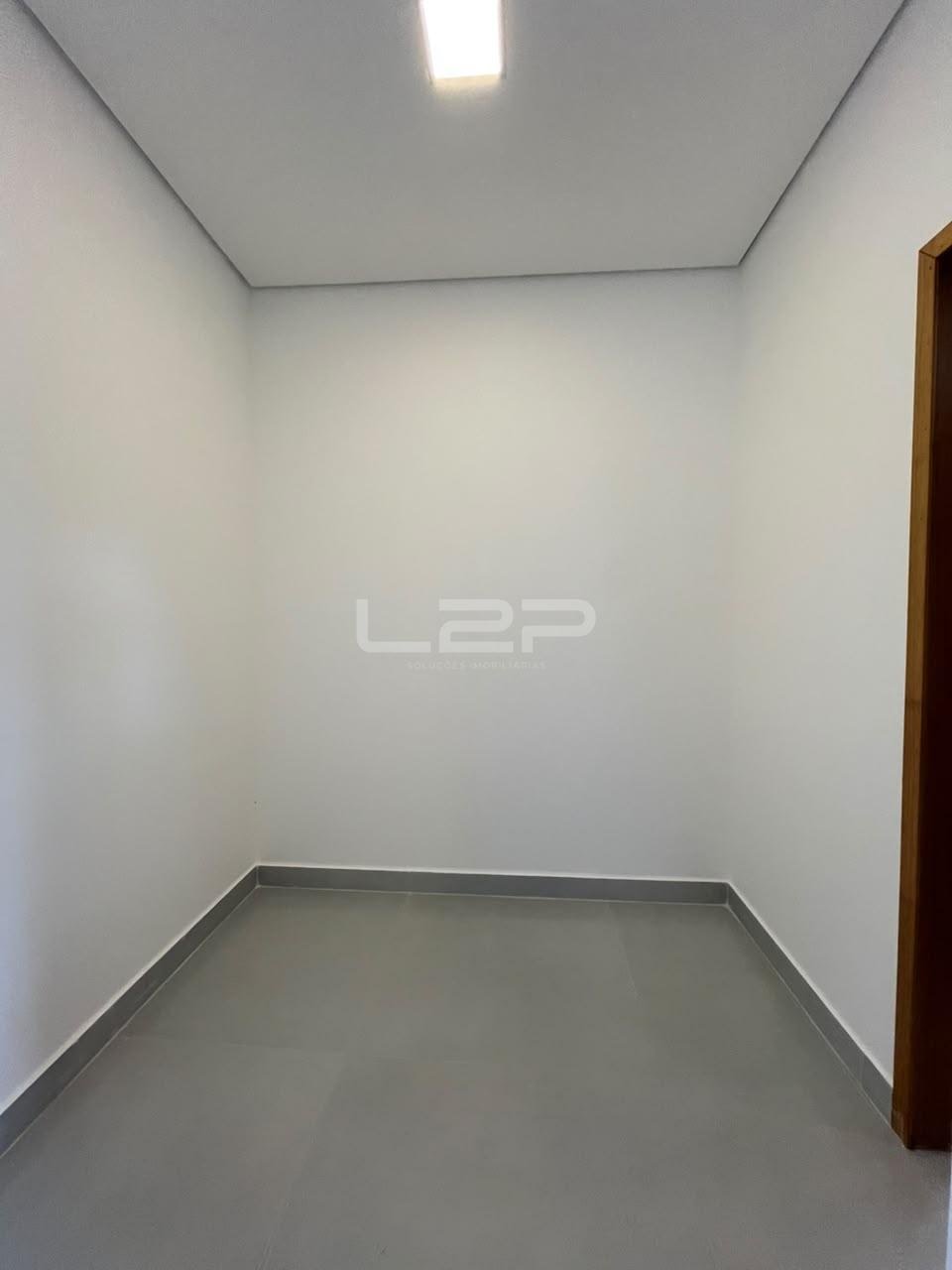 Casa à venda com 3 quartos, 3 suítes, 4 vagas e 184m² no Villagio Azzure, Itupeva (SP) — foto 22 de 30