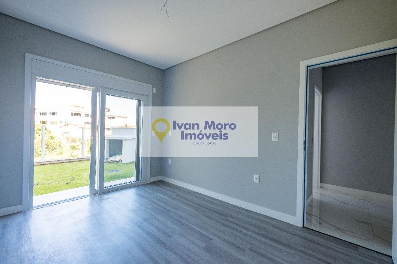 Casa à venda com 4 quartos, 3 suítes, 3 vagas e 378m² no Ingleses Norte, Florianópolis (SC) — foto 6 de 30