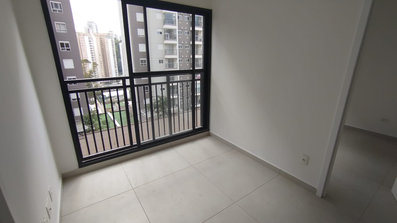 Apartamento para alugar com 2 quartos, 1 banheiro, 1 vaga e 38m² no Vila Andrade, São Paulo (SP) — foto 2 de 30