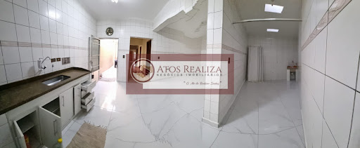 Sobrado à venda em Jardim Santa Cruz - São Paulo com 220M², 4 dormitórios e 3 banheiros por R$ 690.000,00
