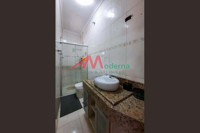Casa à venda com 3 quartos, 3 suítes, 3 vagas e 242m² no Rudge Ramos, São Bernardo do Campo (SP) — foto 18 de 30