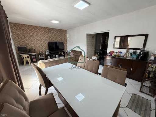 Casa para Venda em Suzano / SP no bairro Parque Maria Helena 