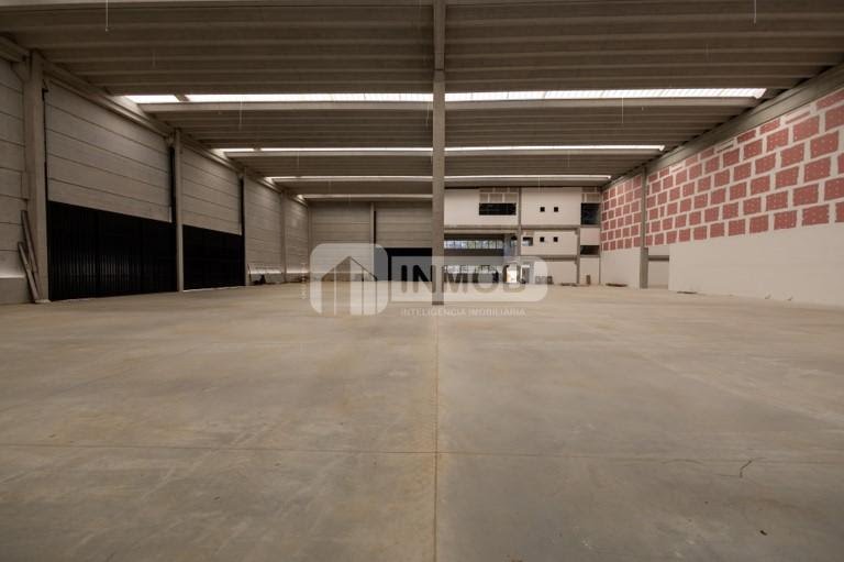Comercial para alugar com 6700m² no Loteamento Industrial, Taubaté (SP) — foto 23 de 24