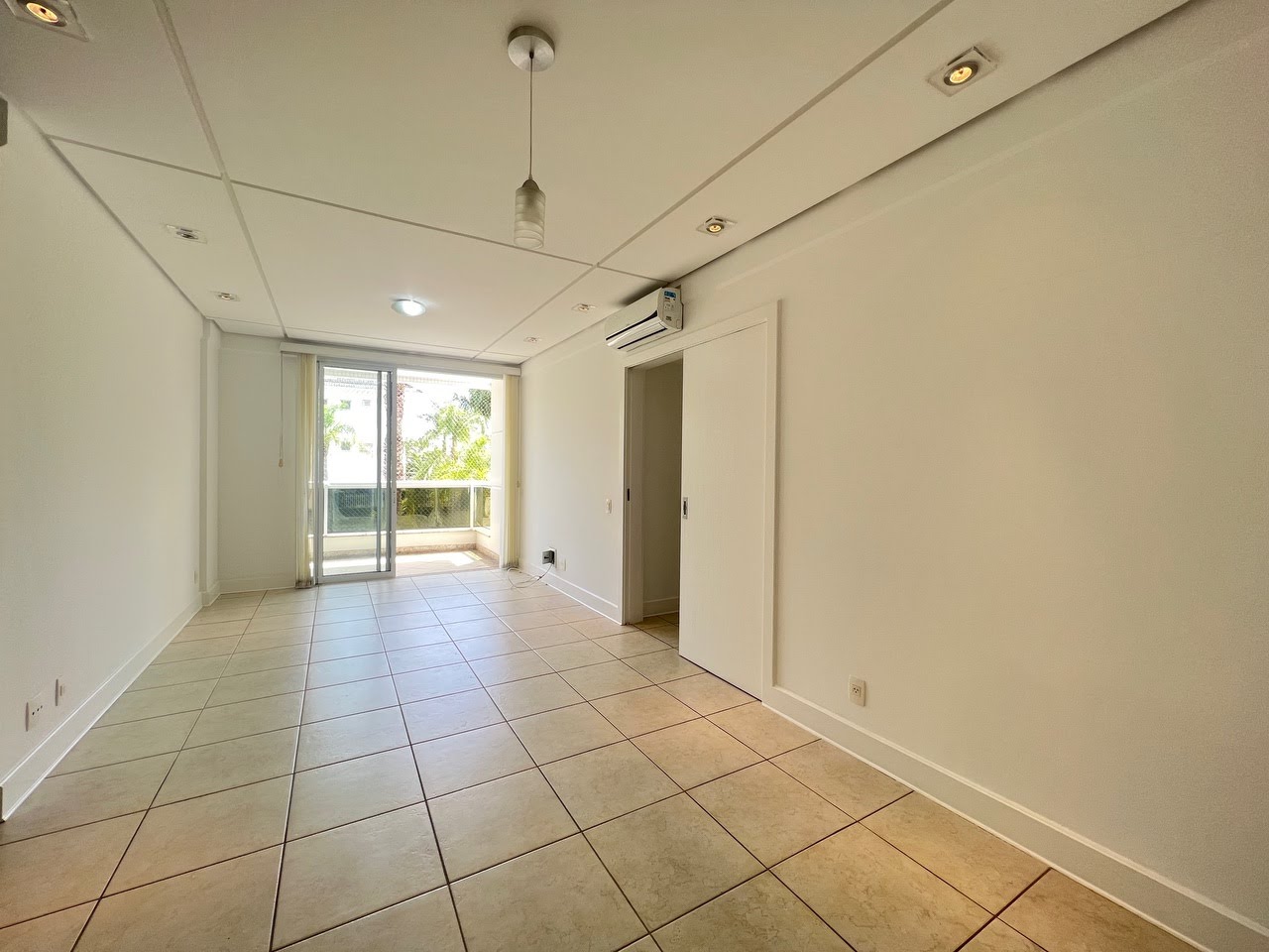 Apartamento à venda com 3 quartos, 1 suíte, 1 vaga e 93m² no Jurerê Internacional, Florianópolis (SC) — foto 26 de 30