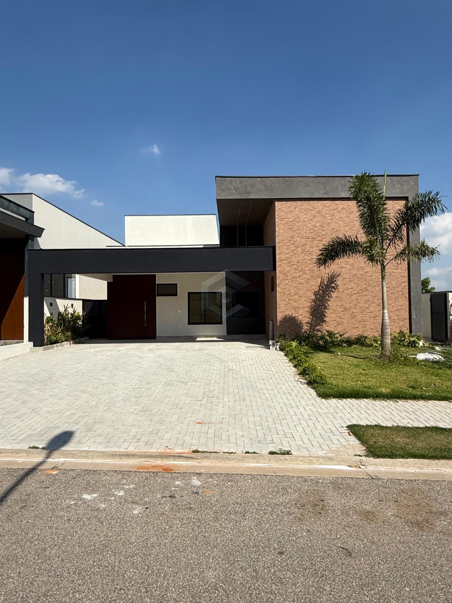 Casa à venda com 4 quartos, 6 banheiros, 6 vagas e 237m² no Vila Martins, Itu — foto principal