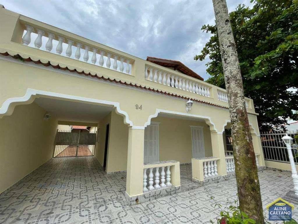 Casa à venda com 4 quartos, 3 banheiros, 5 vagas e 124m² no Solemar, Praia Grande (SP) — foto 3 de 17