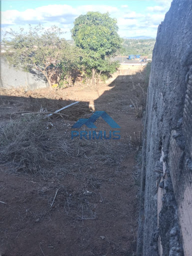 Lote / Terreno em Vale dos Araçás Segunda Seção  -  Mateus Leme
