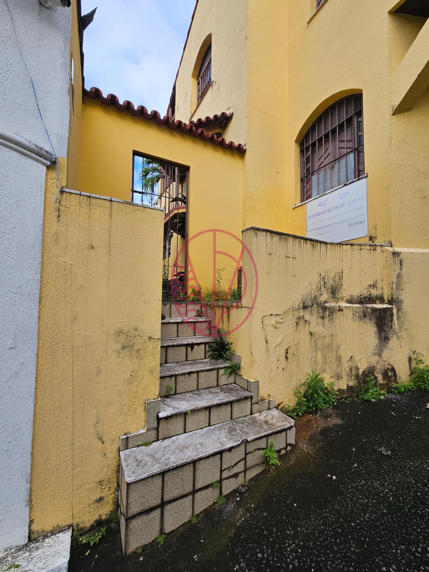 Casa para alugar com 7 quartos, 3 banheiros, 1 vaga e 251m² no Brotas, Salvador (BA) — foto 27 de 30