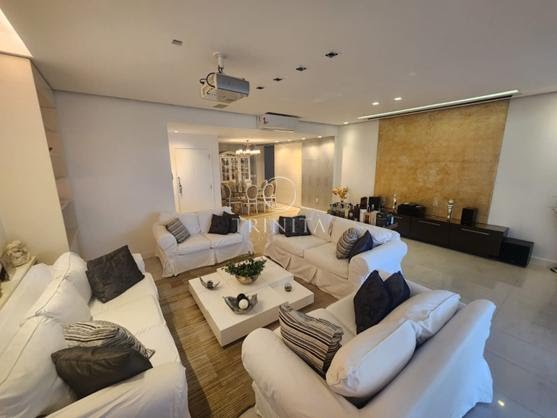 sala-trinitaimobiliaria-riservauno