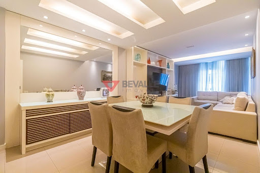 Apartamento à venda em Copacabana 156m², 3 quartos, 2 vagas