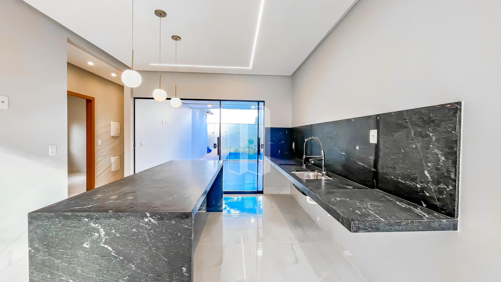 Casa à venda com 3 quartos, 3 suítes, 2 vagas e 179m² no Parque das Paineiras (1,2,3 e 4 Etapa), Goiânia (GO) — foto 6 de 19