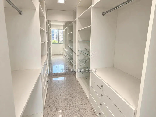 Compre Apartamento à venda em Casa Forte, Recife. 3 quartos, 1 por andar, varanda gourmet e lazer. Agende sua visita com Leicam Maciel!