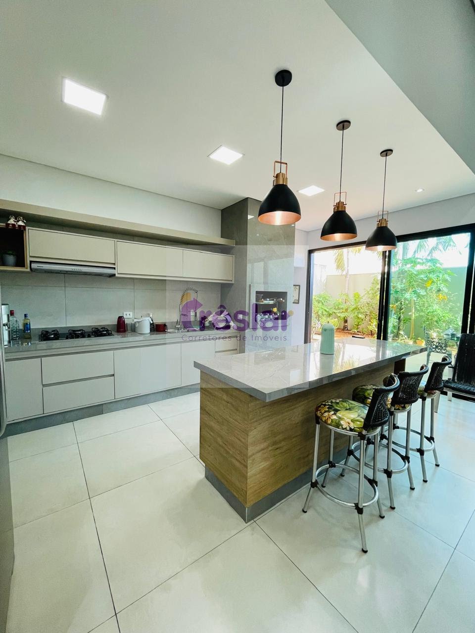 Casa à venda com 3 quartos, 3 suítes, 2 vagas e 205m² no Condominio Village do Lago, Três Lagoas (MS) — foto 17 de 23