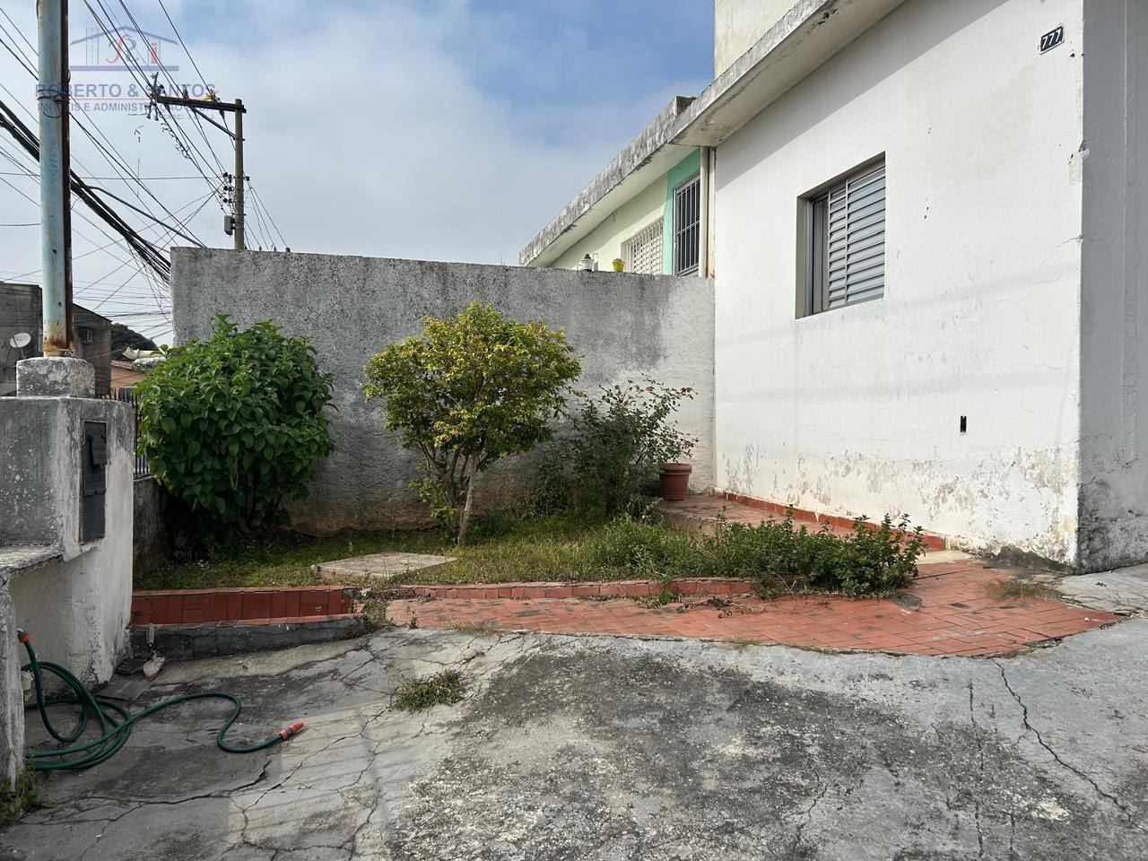 Jardim com árvores frutíferas