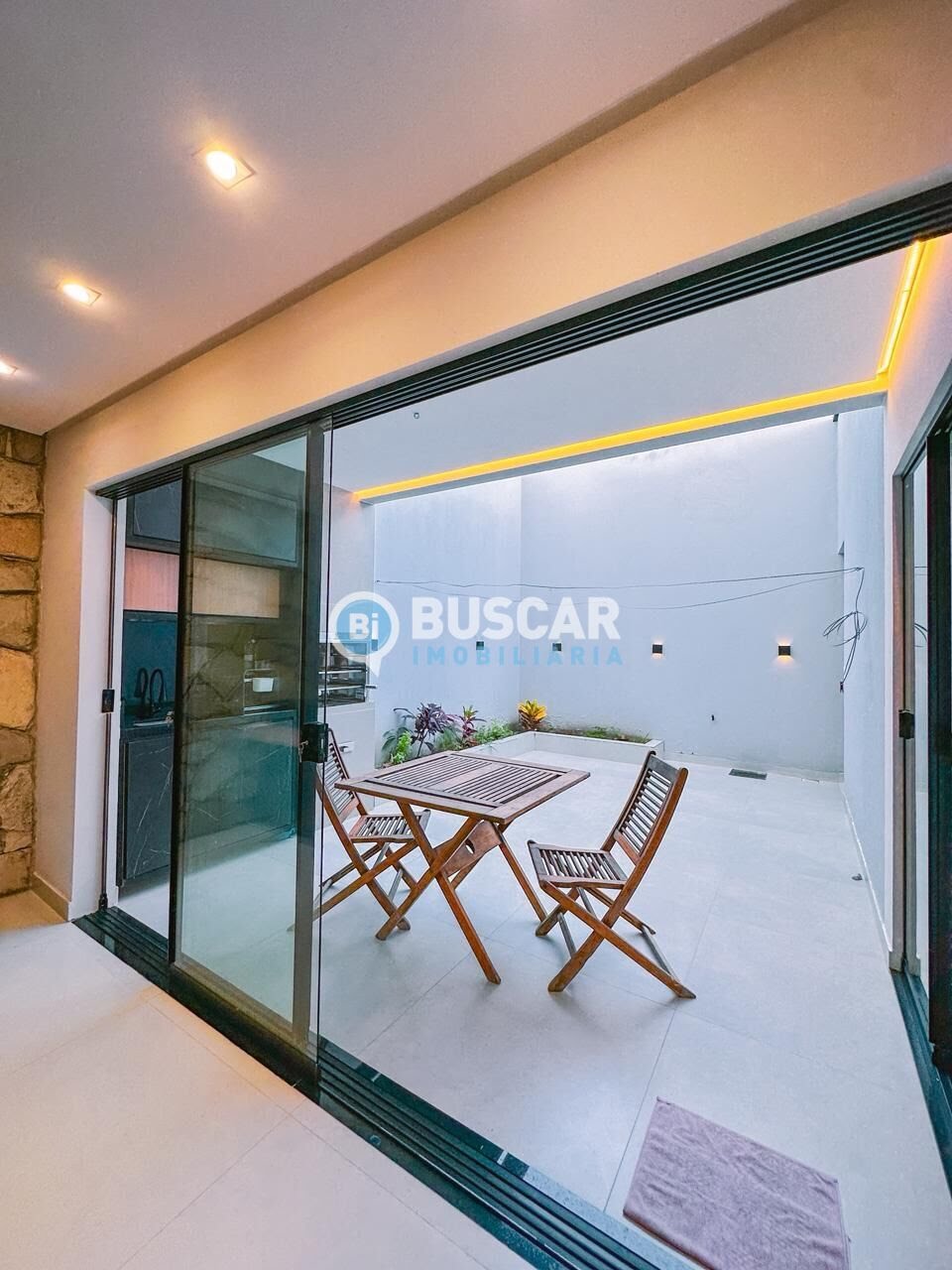 Casa à venda com 3 quartos, 2 suítes, 2 vagas e 267m² no Sim, Feira de Santana (BA) — foto 10 de 21