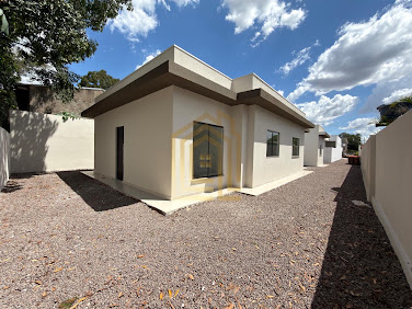 Casa à Venda no bairro Santa Felicidade, Cascavel: 2 Quartos, 52m²