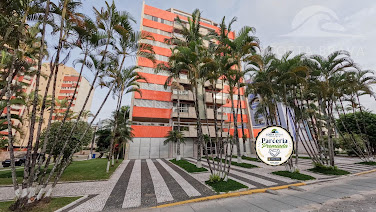 Apartamento 4º Andar com Linda Vista para o Mar Caiobá