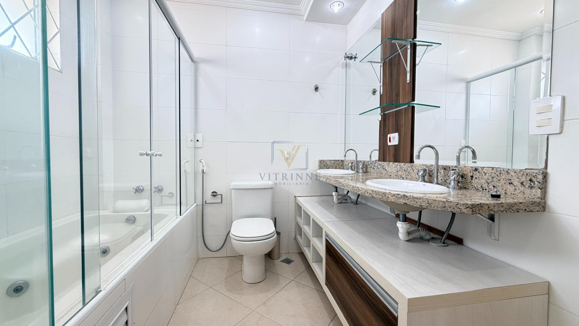Casa à venda com 3 quartos, 1 suíte, 3 vagas e 251m² no Bom Retiro, Curitiba (PR) — foto 15 de 30