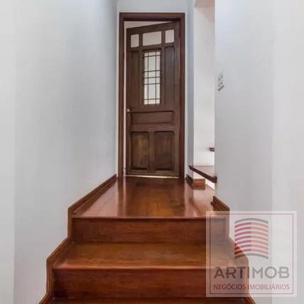 Casa à Venda no Jardim Guedala SP: 443m², 3 Suítes, 5 Banheiros
