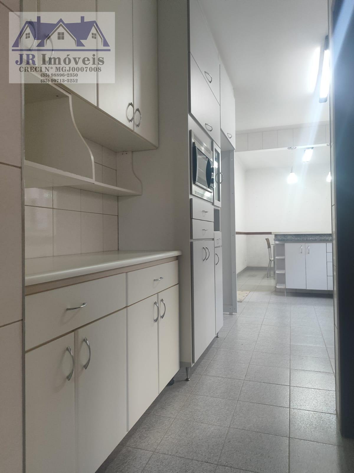 Casa à venda com 3 quartos, 3 suítes e 700m² no Pinheirinho, Itajubá (MG) — foto 8 de 30