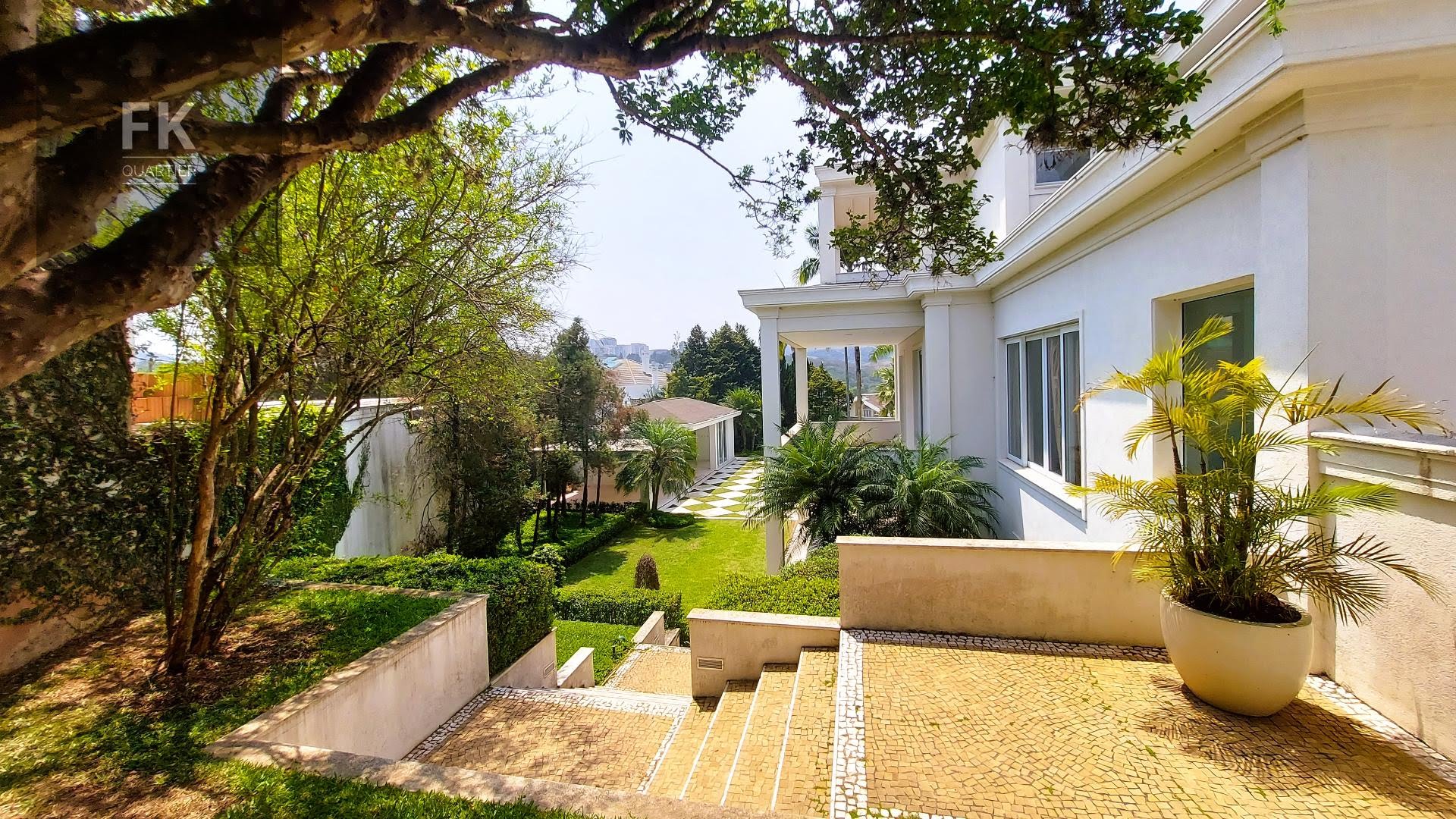 Casa à venda com 5 quartos, 5 suítes, 15 vagas e 1582m² no Alphaville Residencial Zero, Barueri (SP) — foto 28 de 30