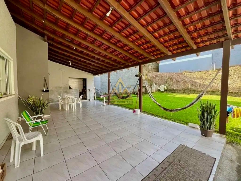 Casa à venda com 3 quartos, 1 suíte, 2 vagas e 143m² no Velha Central, Blumenau (SC) — foto 3 de 13