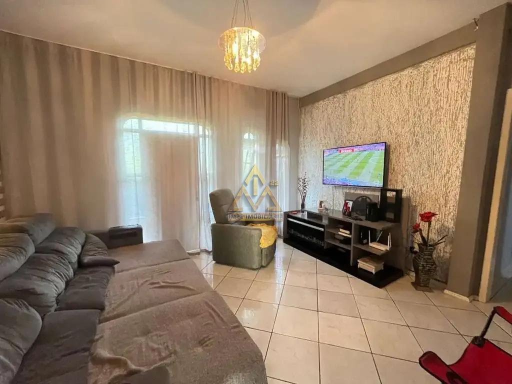 Casa à venda com 3 quartos, 1 suíte, 2 vagas e 143m² no Velha Central, Blumenau (SC) — foto 9 de 13