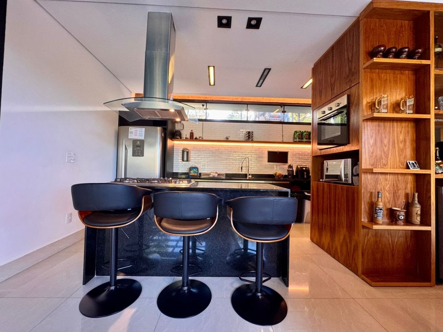 Casa para alugar com 3 quartos, 1 suíte, 8 vagas e 265m² no Condomínio Alphaville III, Ribeirão Preto (SP) — foto 7 de 30