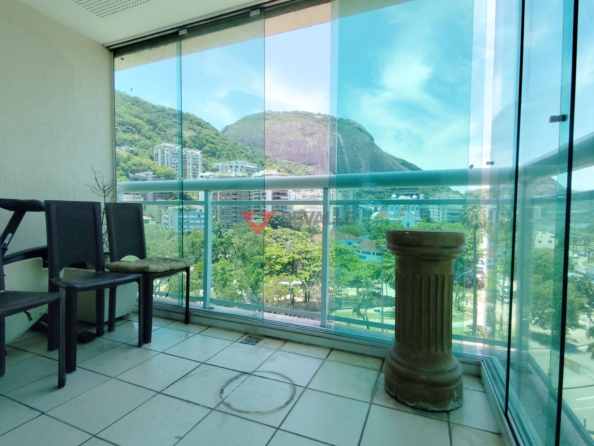 Cobertura à venda com 2 quartos, 1 suíte, 1 vaga e 174m² no Humaitá, Rio de Janeiro (RJ) — foto 18 de 30