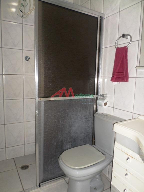 Casa à venda com 3 quartos, 2 banheiros, 2 vagas e 168m² no Taboão, São Bernardo do Campo (SP) — foto 9 de 18