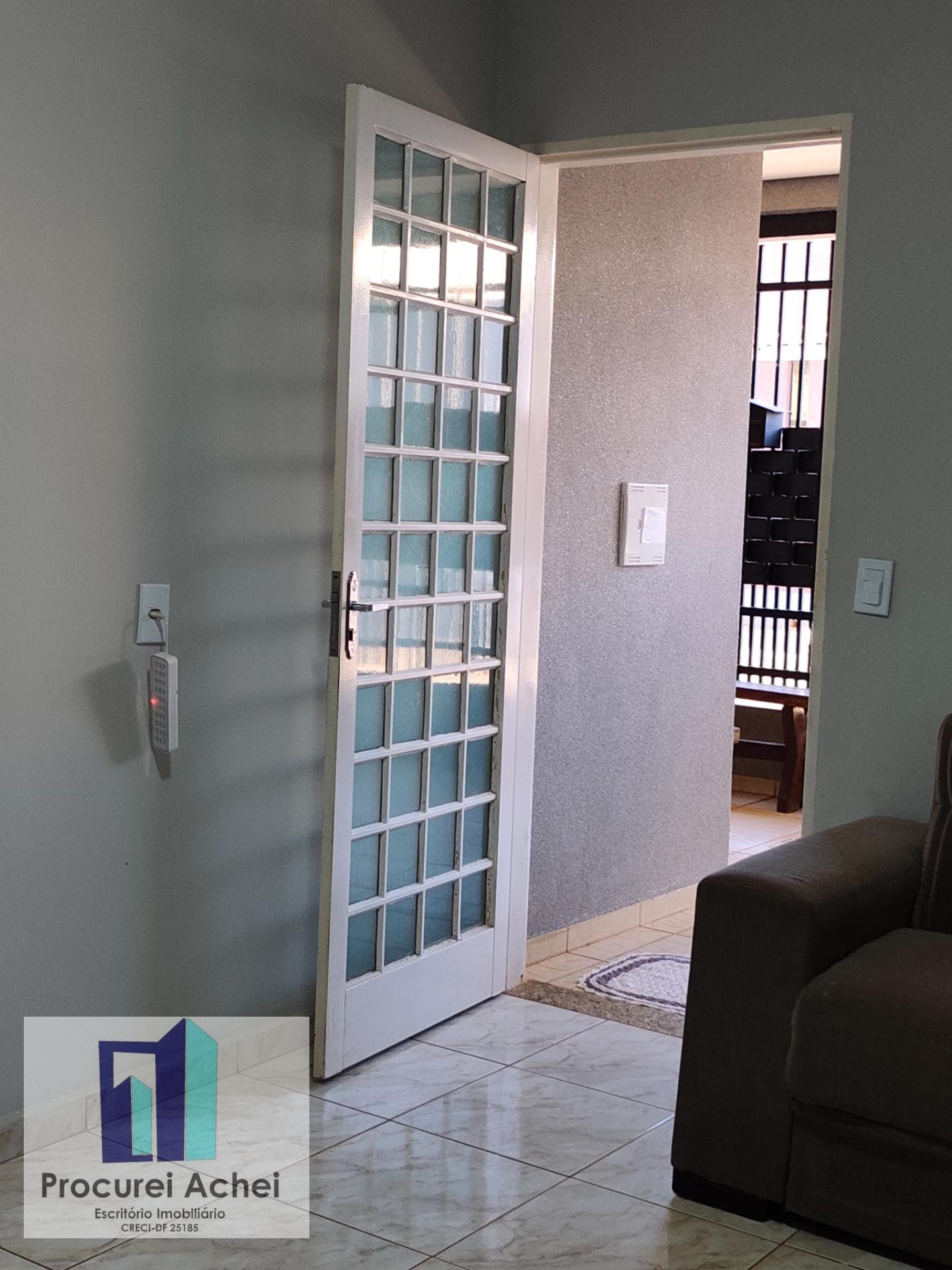 Casa à venda com 3 quartos, 1 suíte, 3 vagas e 200m² no Setor Residencial Leste (planaltina), Planaltina (DF) — foto 15 de 22